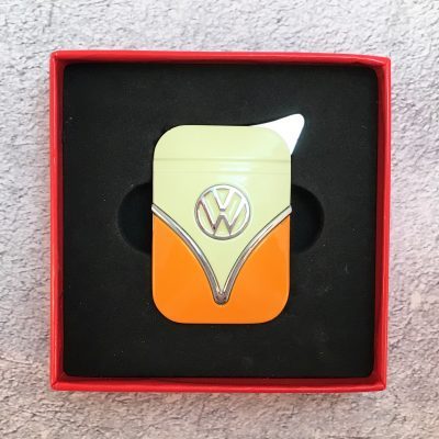 VW-Feuerzeug-Samba-orange-beige-Detail-1